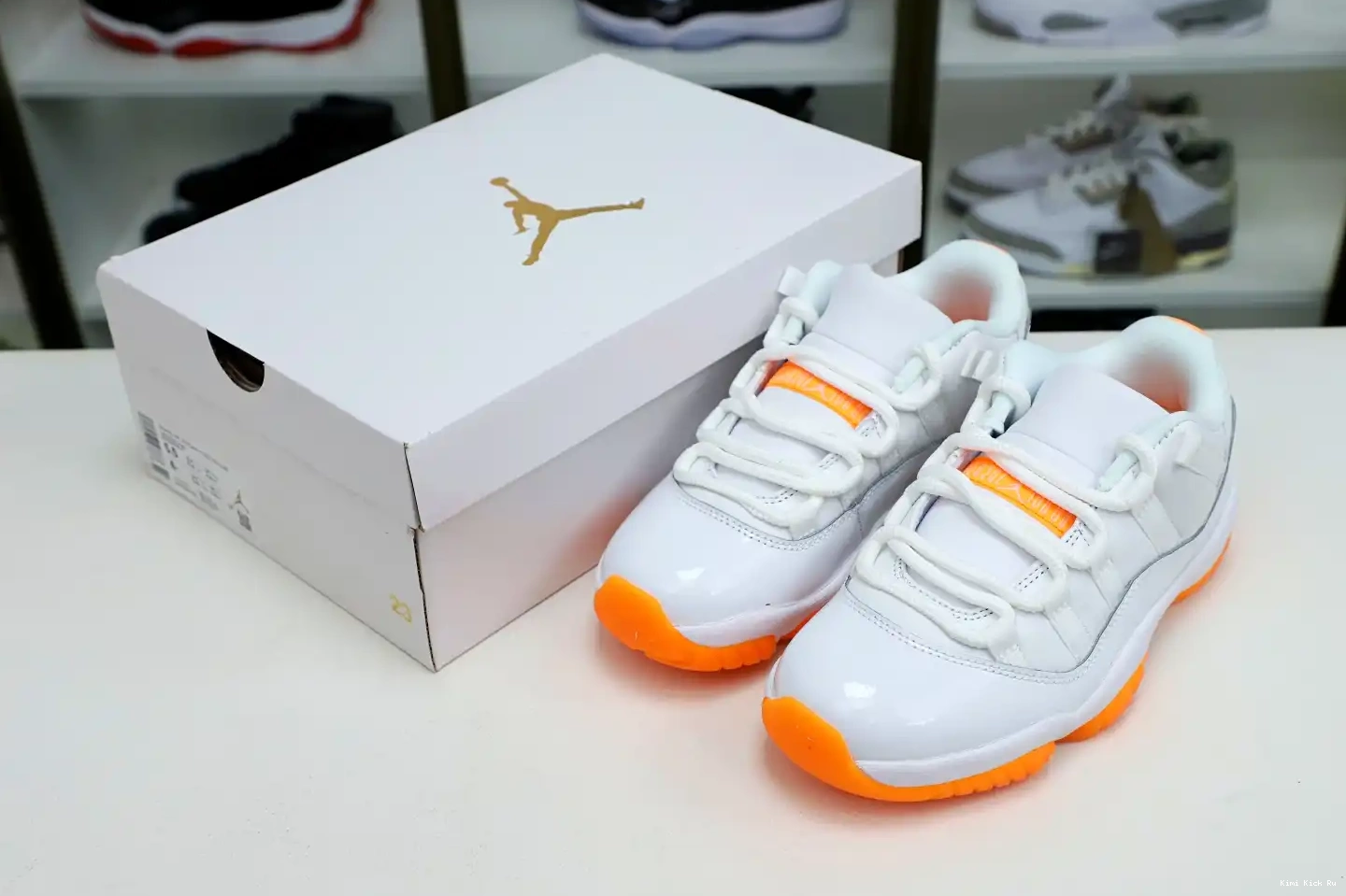 CITRUS' 11 WMNS RETRO LOW Kimikick AIR 'BRIGHT JORDAN 0823